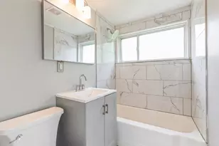 433 Wildwood Dr, Park Forest, IL 60466 - Photo 7