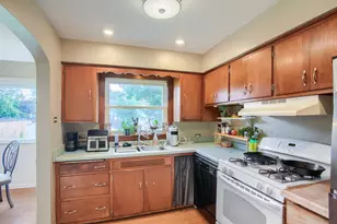 10749 S Kedzie Ave, Chicago, IL 60655 - Photo 11