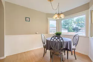 10749 S Kedzie Ave, Chicago, IL 60655 - Photo 9
