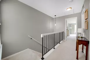 1419 Walnut Hill Ave, Saint Charles, IL 60174 - Photo 11