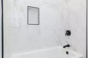 3018 W Polk St, Chicago, IL 60612 - Photo 9