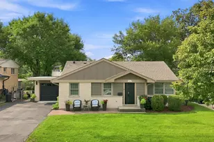 534 E Park Ave, Elmhurst, IL 60126 - Photo 1