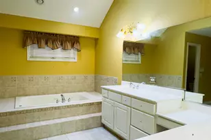 16006 Donna Marie Dr, Homer Glen, IL 60491 - Photo 15