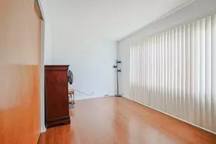 9389 Hamlin Ave, Des Plaines, IL 60016 - Photo 19
