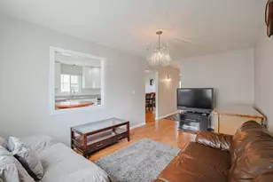 9389 Hamlin Ave, Des Plaines, IL 60016 - Photo 9
