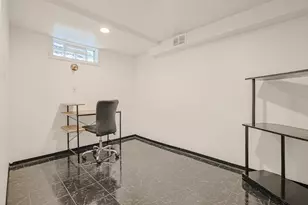9389 Hamlin Ave, Des Plaines, IL 60016 - Photo 11