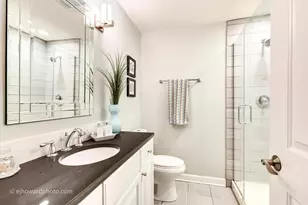 701 Lake Hinsdale Dr, Willowbrook, IL 60527 - Photo 21