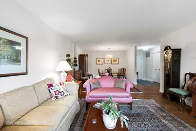 701 Lake Hinsdale Drive #103, Willowbrook, IL 60527 - Photo 11
