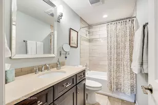 701 Lake Hinsdale Dr, Willowbrook, IL 60527 - Photo 19
