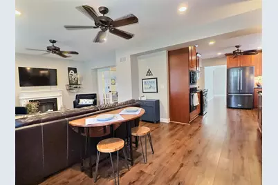 10711 S Artesian Avenue, Chicago, IL 60655 - Photo 3