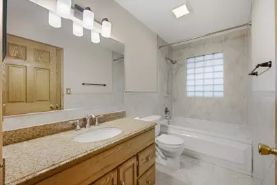 27W440 Central Avenue, Warrenville, IL 60555 - Photo 15