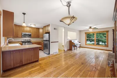 27W440 Central Avenue, Warrenville, IL 60555 - Photo 9