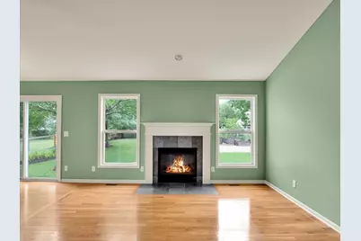 499 Kensington Court, Dekalb, IL 60115 - Photo 5