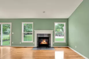 499 Kensington Ct, Dekalb, IL 60115 - Photo 5