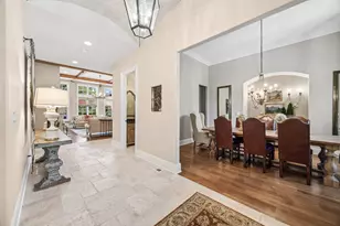 11954 Cross Creek Ct, Burr Ridge, IL 60527 - Photo 5