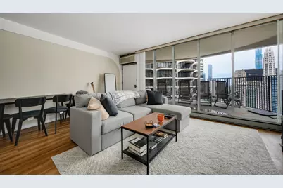 300 N State Street #3508, Chicago, IL 60654 - Photo 3