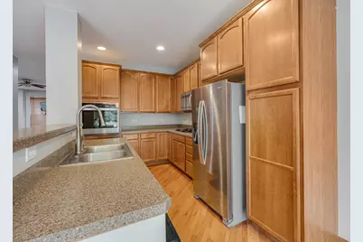 5568 Cambridge Way, Hanover Park, IL 60133 - Photo 9