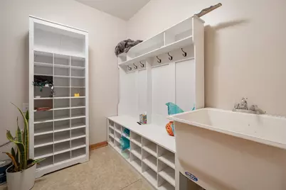 5568 Cambridge Way, Hanover Park, IL 60133 - Photo 23