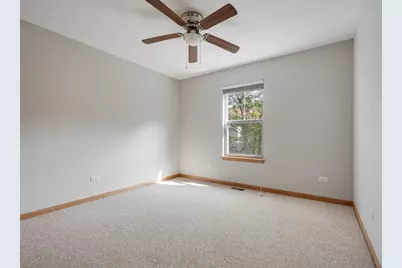 5568 Cambridge Way, Hanover Park, IL 60133 - Photo 19