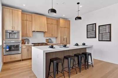 1347 W Grand Avenue #4N, Chicago, IL 60642 - Photo 7