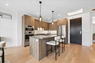 434 W Melrose St, Chicago, IL 60657 - Photo 3