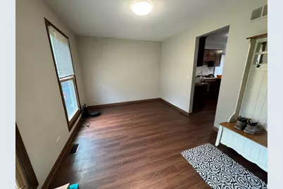1013 E Benton Avenue, Naperville, IL 60540 - Photo 7