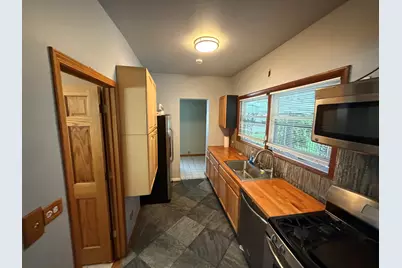 5244 W Waveland Avenue, Chicago, IL 60641 - Photo 7
