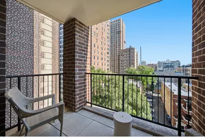 434 W Melrose Street #401, Chicago, IL 60657 - Photo 9