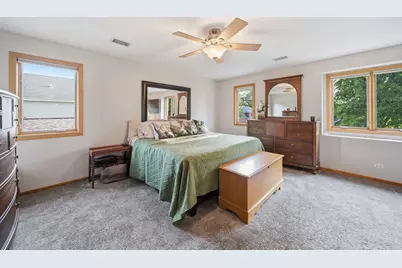 11001 S Albany Avenue, Chicago, IL 60655 - Photo 13