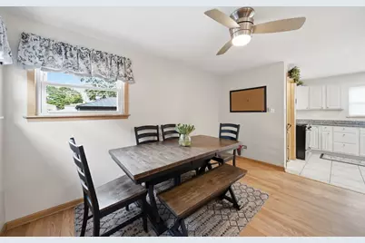 11001 S Albany Avenue, Chicago, IL 60655 - Photo 9