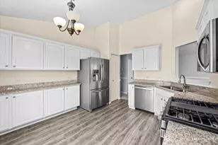 3292 Bromley Ln, Aurora, IL 60502 - Photo 7