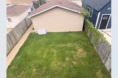 5302 N Luna Avenue, Chicago, IL 60630 - Photo 3