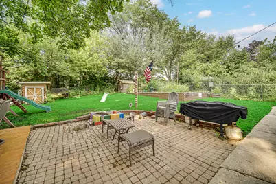909 Pershing Drive, Wauconda, IL 60084 - Photo 19