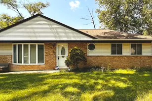 432 Natoma St, Park Forest, IL 60466 - Photo 1