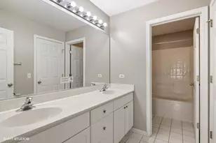 1851 Olympic Dr, Vernon Hills, IL 60061 - Photo 15