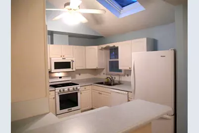 23W554 Burdette Avenue, Carol Stream, IL 60188 - Photo 5