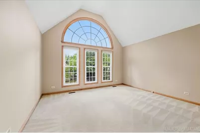 1002 Thoroughbred Circle, Saint Charles, IL 60174 - Photo 41