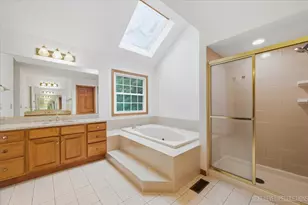 1002 Thoroughbred Cir, Saint Charles, IL 60174 - Photo 35