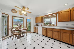223 Miller St, Beecher, IL 60401 - Photo 9