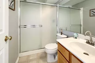 2443 Baldwin Ct, Aurora, IL 60503 - Photo 25