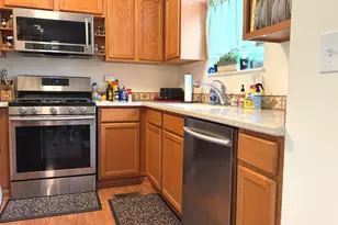 360 Homewood Dr, Bolingbrook, IL 60440 - Photo 7