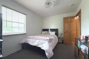 360 Homewood Dr, Bolingbrook, IL 60440 - Photo 21