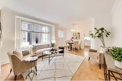 222 E Chestnut Street #9D, Chicago, IL 60611 - Photo 3