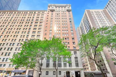 222 E Chestnut Street #9D, Chicago, IL 60611 - Photo 1