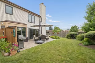 328 Cromwell Ct, Westmont, IL 60559 - Photo 35