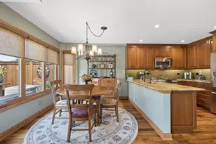 328 Cromwell Ct, Westmont, IL 60559 - Photo 5