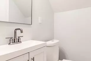 38 N Green St, Carpentersville, IL 60110 - Photo 25