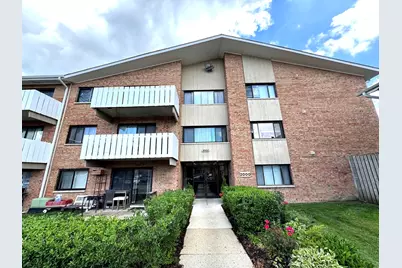 2000 Bayside Drive #110, Palatine, IL 60074 - Photo 1