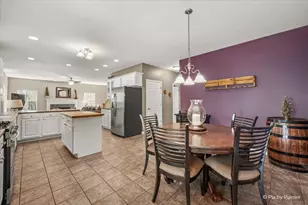 1075 Robinson St, Elburn, IL 60119 - Photo 21