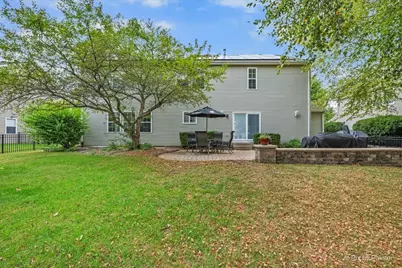 1075 Robinson Street, Elburn, IL 60119 - Photo 3